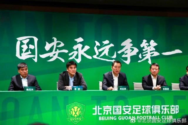 1740067561625011464.jpg 0025oMkrly1hyq317dahej60zk0npwi402.jpg