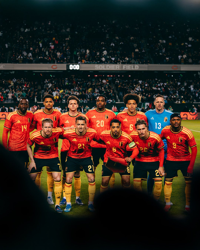 百度体育赛事资讯-比利时与墨西哥友谊赛1比1战平，德温特首发72分钟|科尔斯|萨勒|替补|出场|墨西哥队_新浪体育_新浪新闻